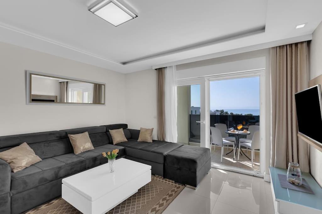 Apartment Hrvoje -Nur 50M Bis Zum Meer - Makarska Exklusiv Promajna Esterno foto
